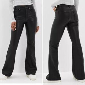American Eagle Stretch Vegan Leather Super High-Waisted Flare Pant Sz 6